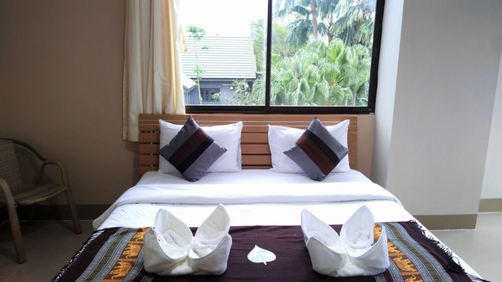 Ck2 Hotel Bangkok Banguecoque Exterior foto